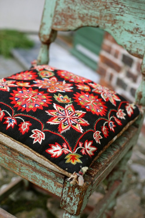 Something to CHAIRish.